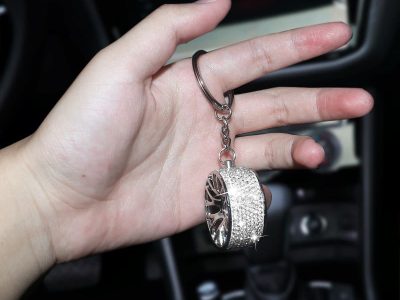 Μπρελόκ κλειδιών ζάντα αυτοκινήτου